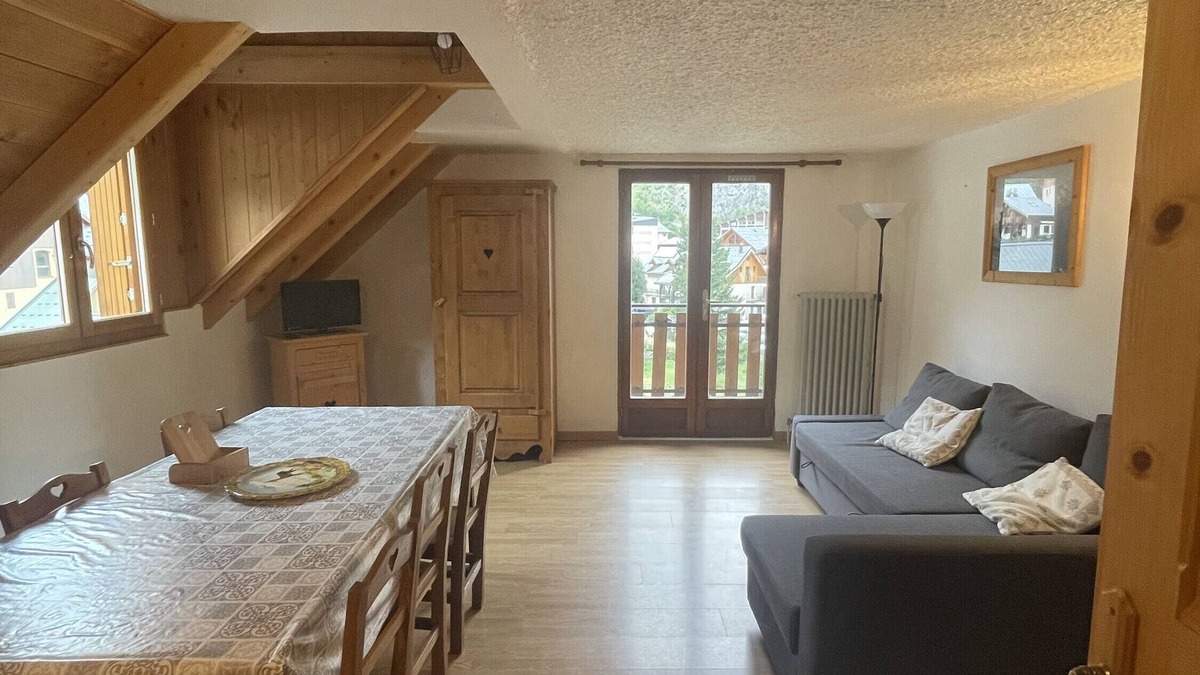 Valloire Apartment | Apartment 'Le Galibier' with Mountain View, Shared Garden and Wi-Fi