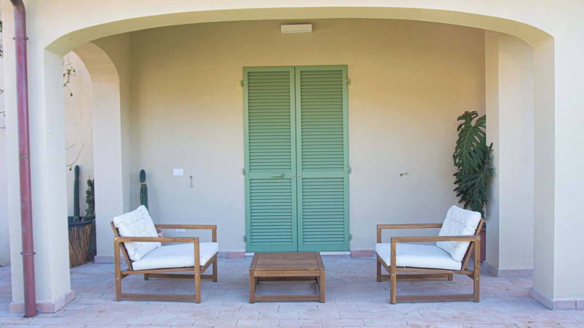 Capalbio Apartment | Apartment 'Leccino' with Shared Pool, Wi-Fi and Air Conditioning