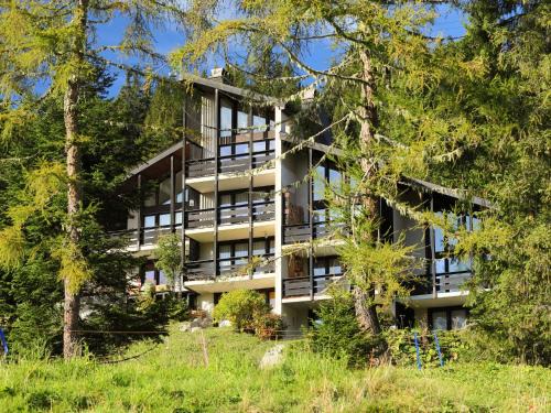 Gryon Apartment | Apartment Les Beluardes Bl- 151-2 by Interhome