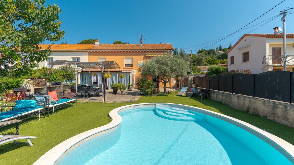 Apt Apartment | Apartment 'Les Cerisiers' with Shared Pool, Shared Terrace and Wi-Fi