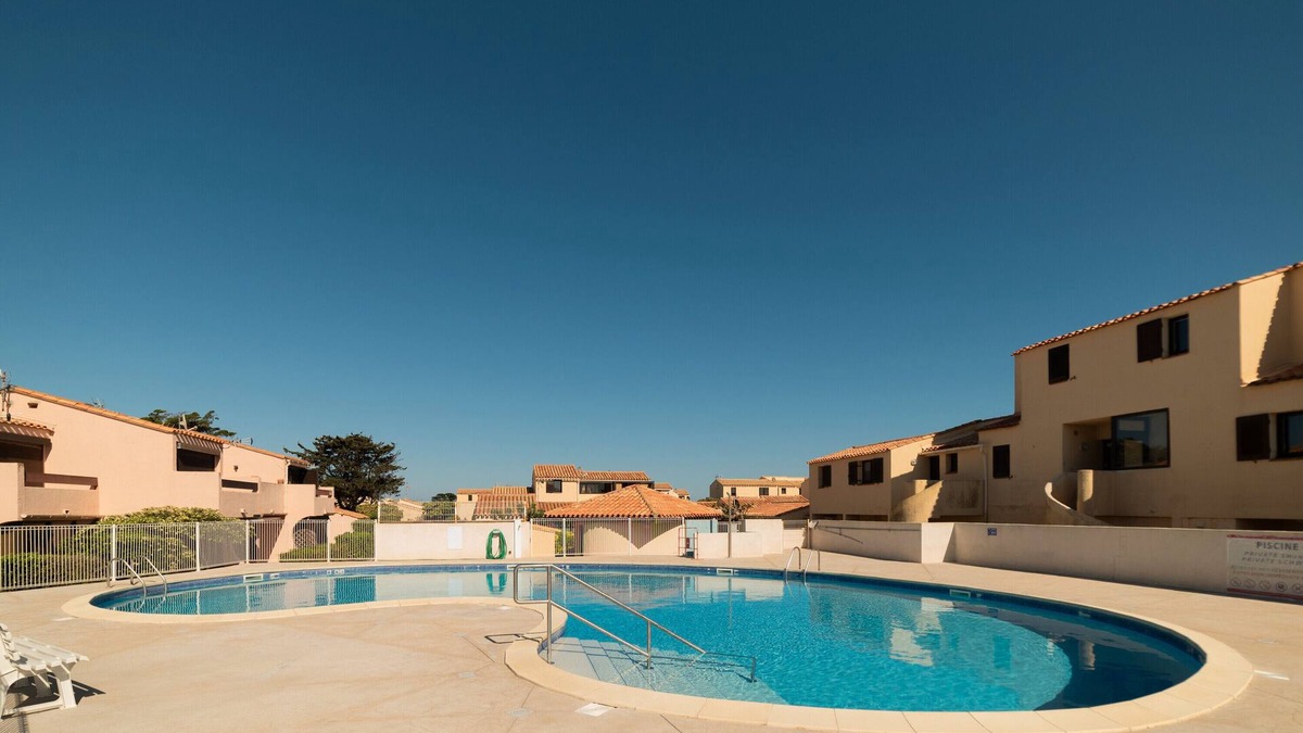 Leucate Apartment | Apartment 'Leucate Aphrodite Village' with Shared Pool, Shared Garden and Balcony
