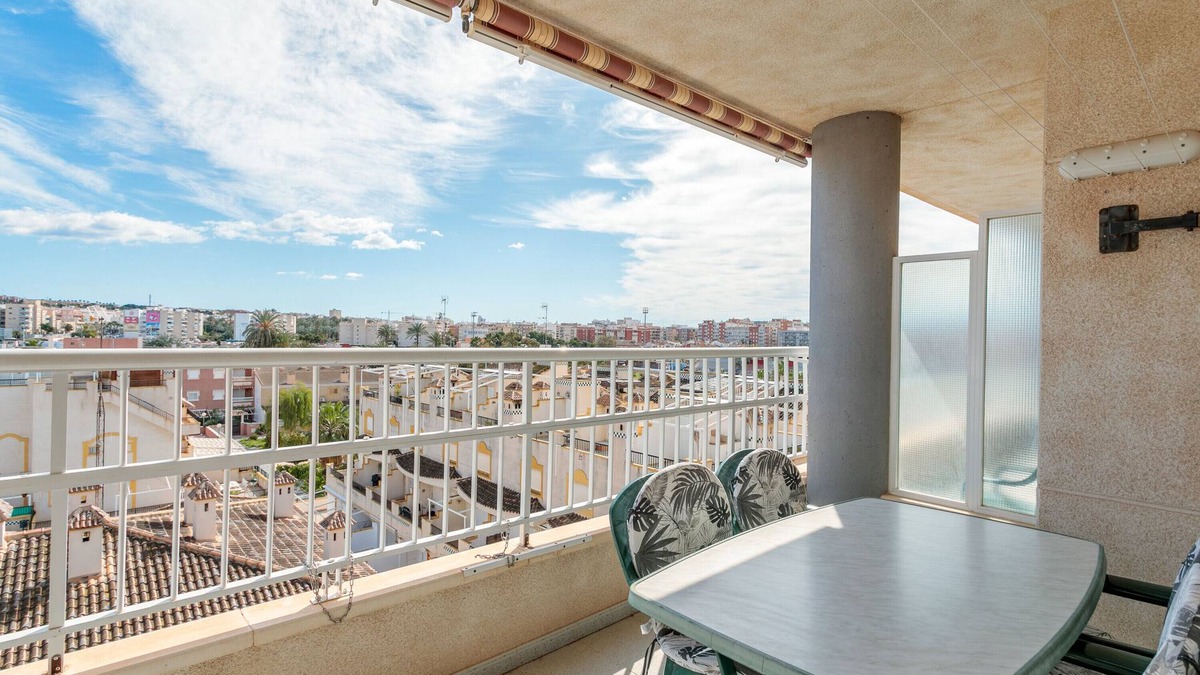 Santa Pola Apartment | Apartment 'Lidia En Santa Pola' with Sea View, Wi-Fi and Air Conditioning