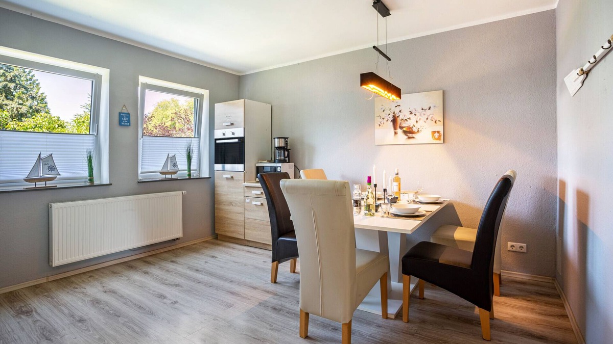 Heppens Apartment | Apartment "Liebevoll Eingerichtete Wohnung" with Wi-Fi