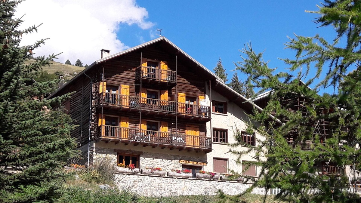 Molines-en-Queyras Apartment | Apartment "Lobbio" at the chalet "La sousto"