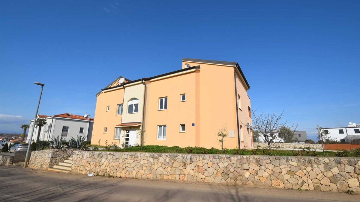 Zidarici Apartment | Apartment Lucy with a Balcony