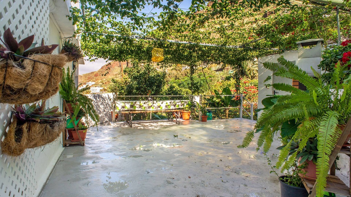 Agaete Apartment | Apartment "Lugar Tranquilo" with Mountain View, Private Terrace & Wi-Fi