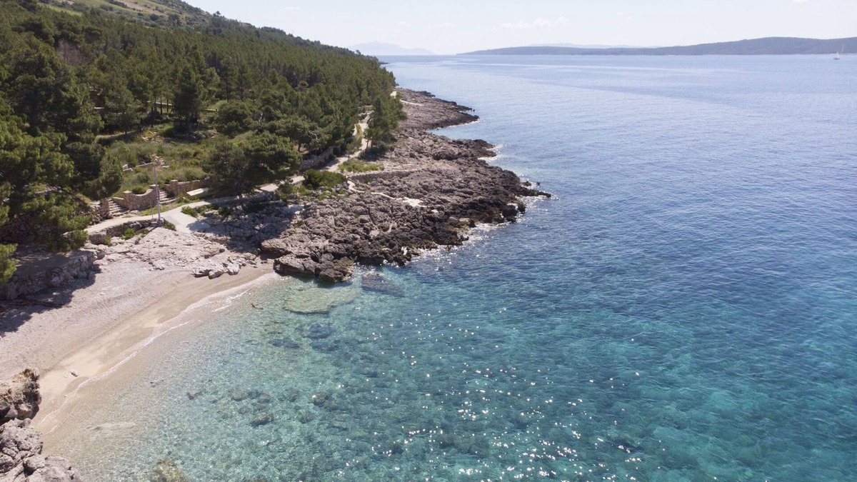 Ivan Dolac Apartment | Apartment Luka