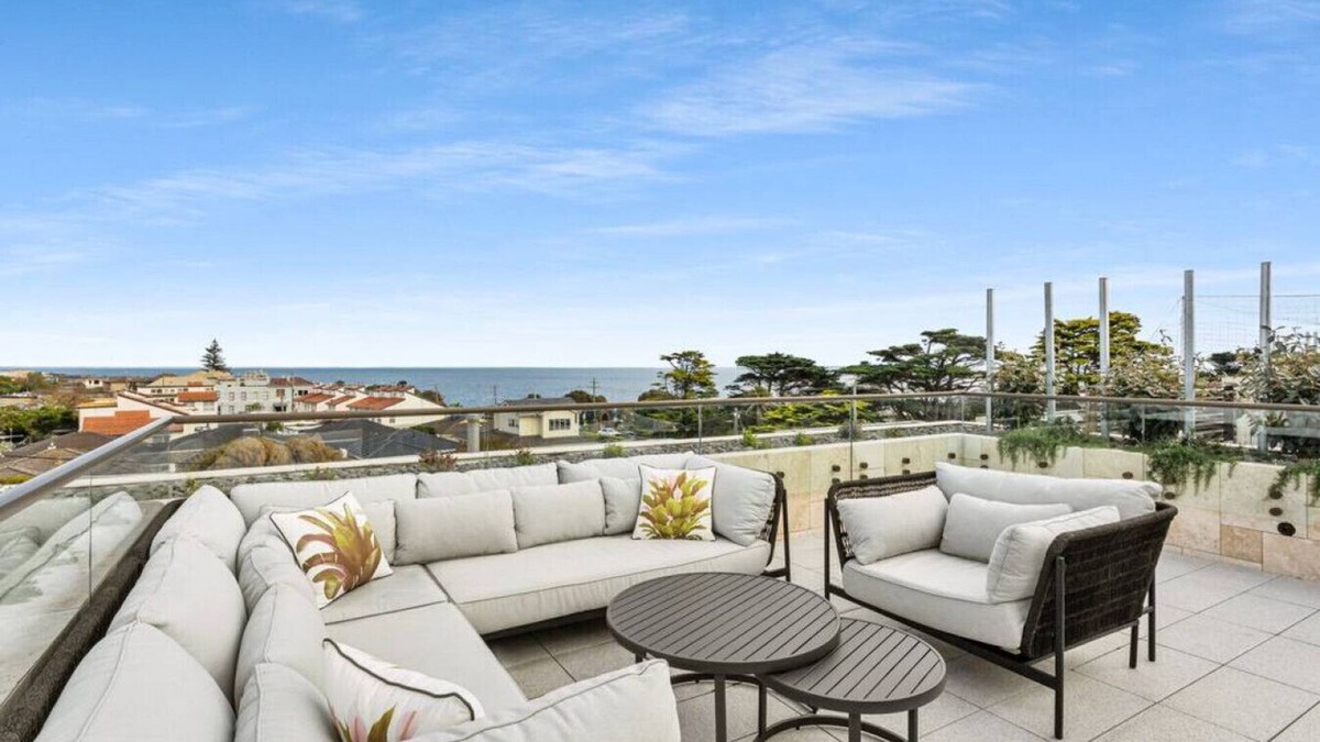 Mornington Apartment | Apartment Luxe - Beach Penthouse