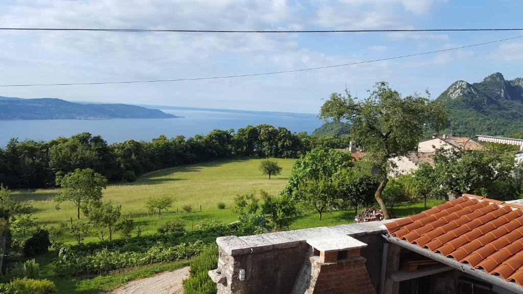 Liano-Formaga Apartment | Apartment Maerne