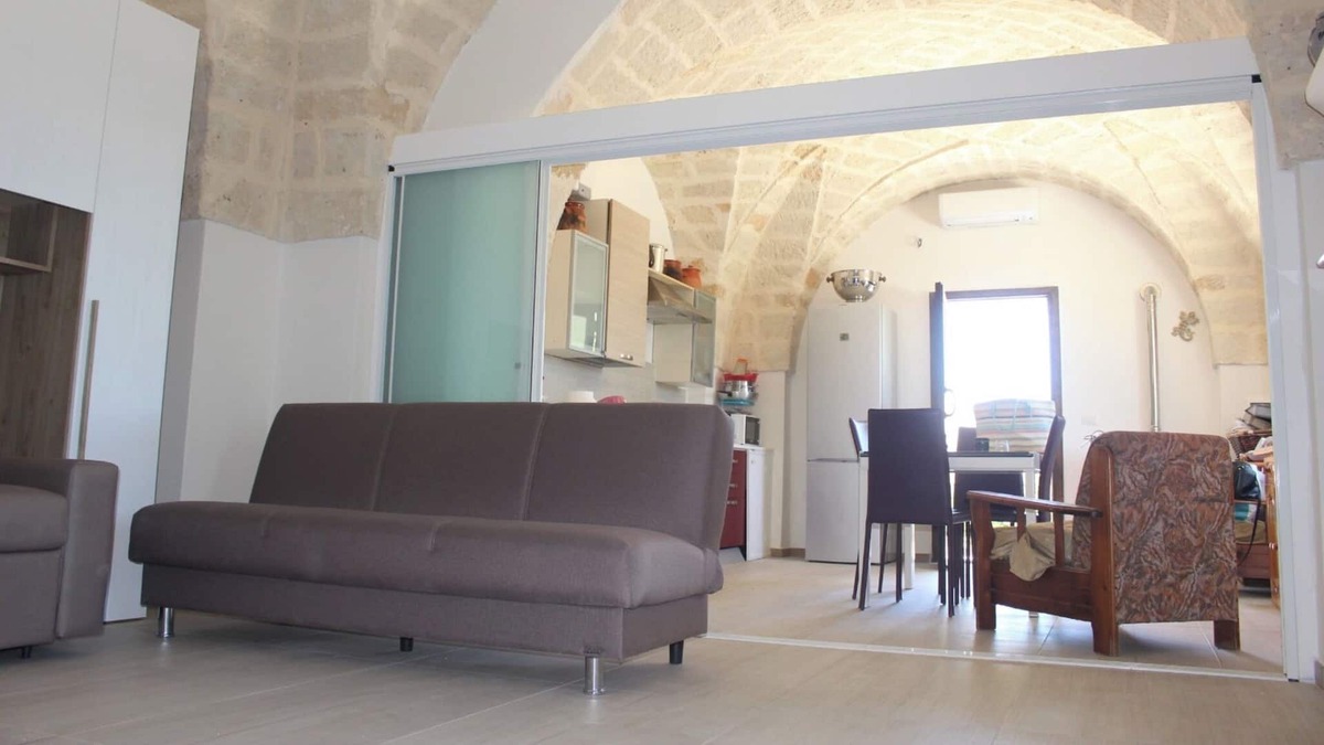 Brindisi Apartment | Apartment 'Marasco House In Brindisi' with Private Garden and Air Conditioning