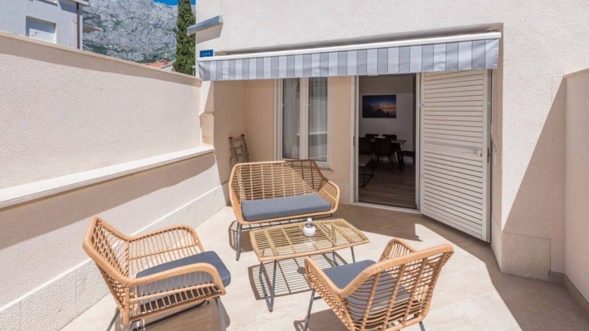Donja luka Apartment | Apartment Mari - 40m from the beach: A1(4+2) - Makarska, Riviera Makarska, Croatia
