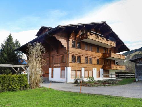 Saanen Apartment | Apartment Marie-Soleil Sud by Interhome