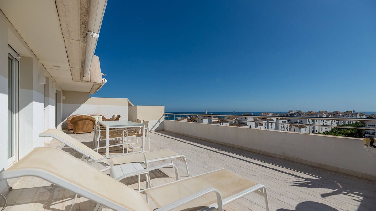 Puerto Banus Apartment | Apartment 'Marina Banús' with Sea View, Wi-Fi and Air Conditioning