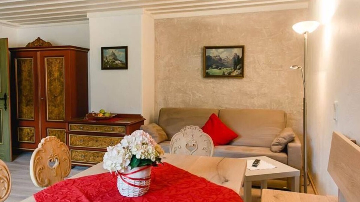 Lofer Apartment | Apartment Maxi = 2 bedrooms/bath, WC - Waldemar Stainer, Haus Michael