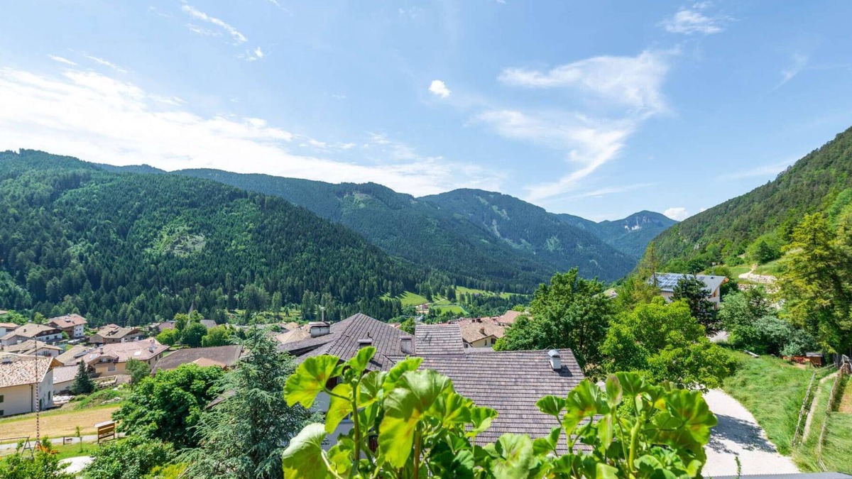 Trodena Apartment | Apartment 'Melcherhof Schwarzhorn' with Mountain View, Shared Garden and Wi-Fi