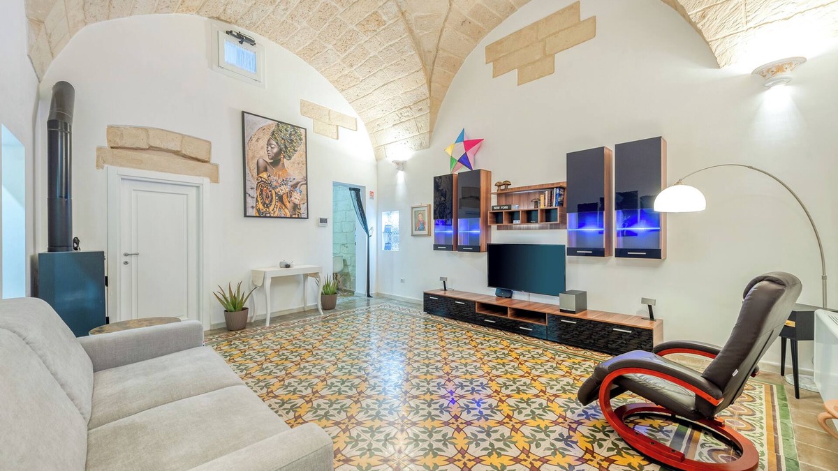 Cavallino Apartment | Apartment 'Melograno' with Private Terrace, Wi-Fi and Air Conditioning