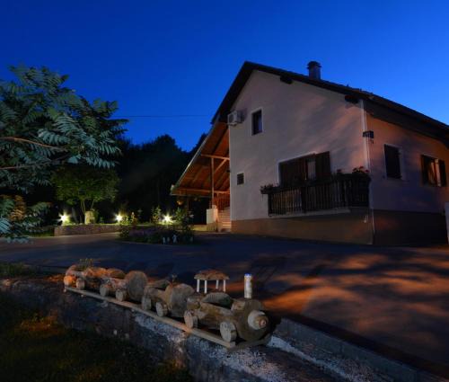 Slunj Apartment | Apartment Michaela