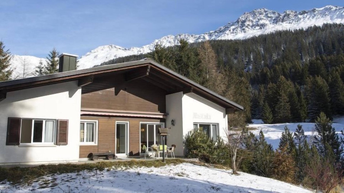 Valbella Apartment | Apartment Mistaila Valbella in Valbella - 6 persons, 3 bedrooms