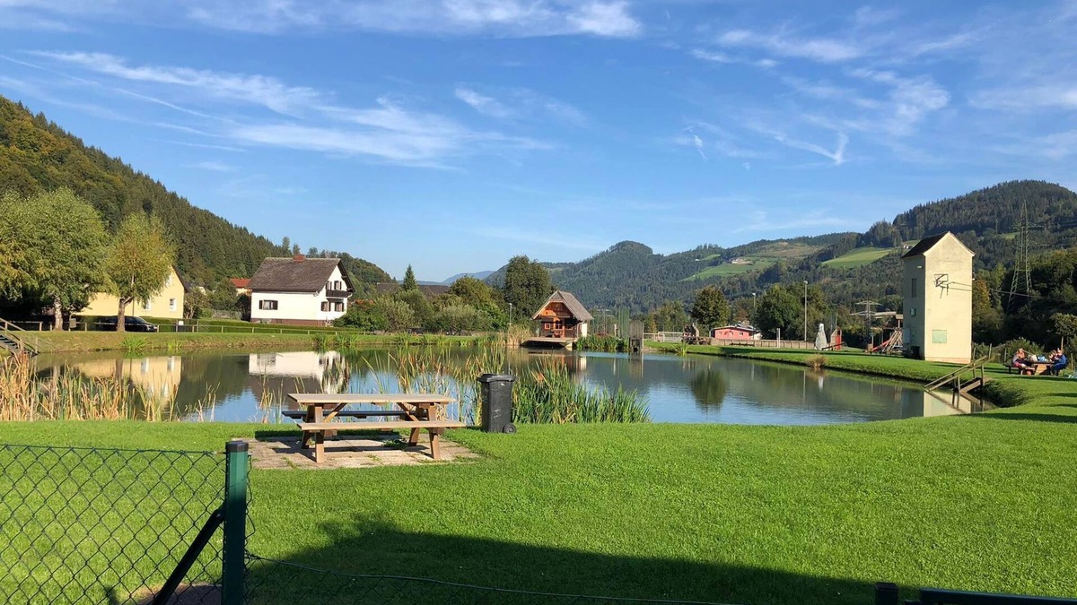 Uebelbach Apartment | Apartment Mistral with breakfast in Pension Herti - Haus Pastner am Teich