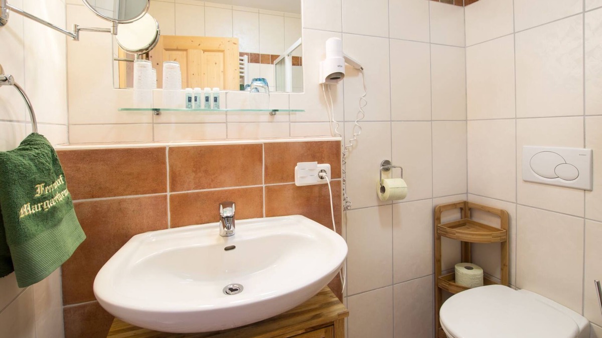 Unterach am Attersee Apartment | Apartment Mondsee - apartment on the farm "Margarethengut" am Attersee