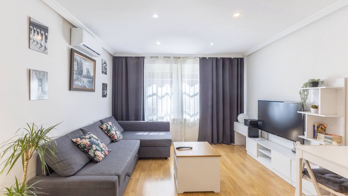 Marroquina Apartment | Apartment 'Moratalaz' with WLAN and air conditioning