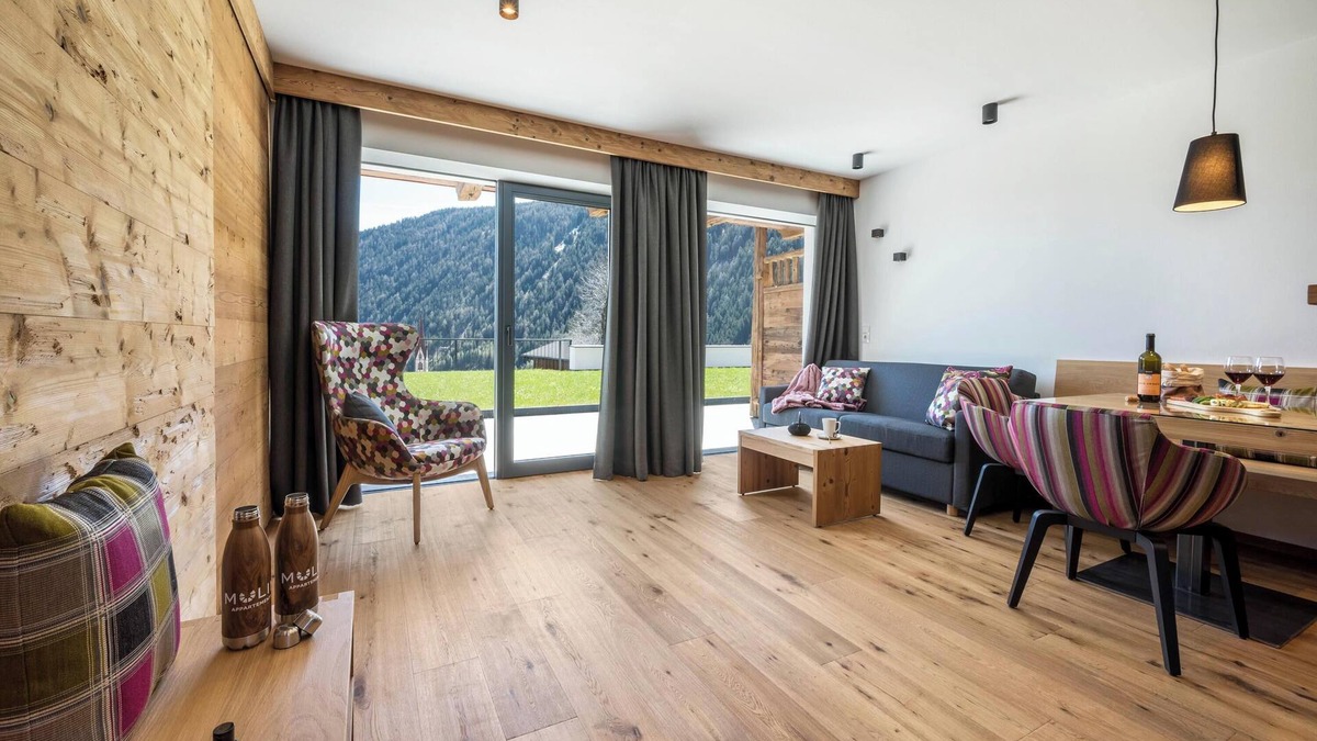 Valles Apartment | Apartment "Mulin Moidl" next to the Skiing Area with Mountain View, Sauna & Garden