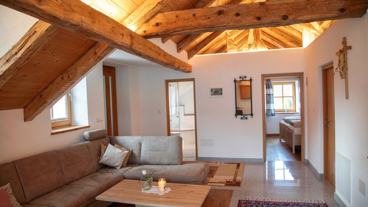 Laudes Apartment | Apartment 'Mulino Glurns' with Mountain View, Private Terrace and Shared Garden