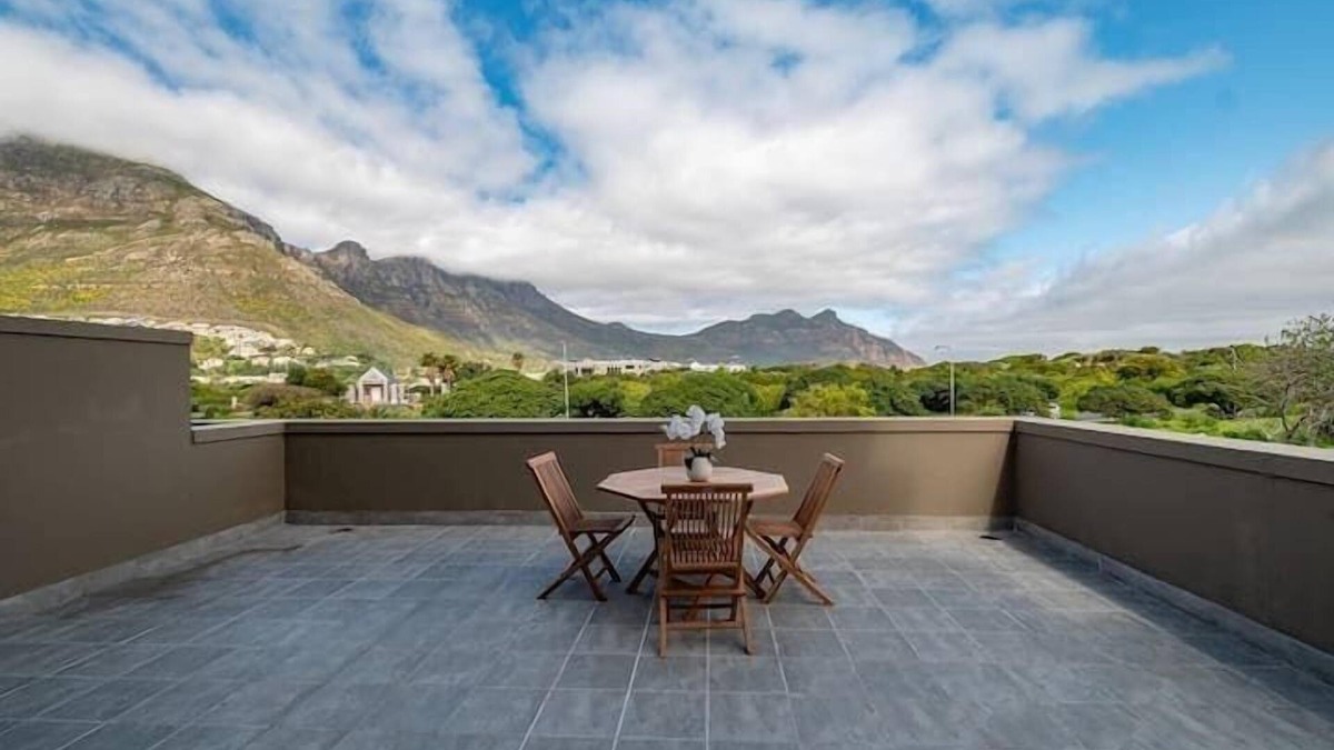Kenilworth Apartment | Apartment near Hout Bay Harbour !