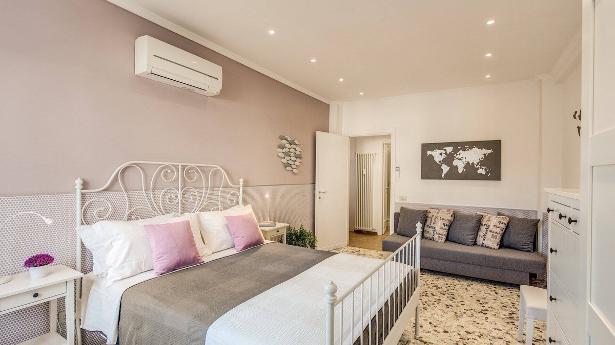 Quartiere XXXIV Lido di Ostia Levante Apartment | Apartment near the sea of Rome for a couple or small groups of people