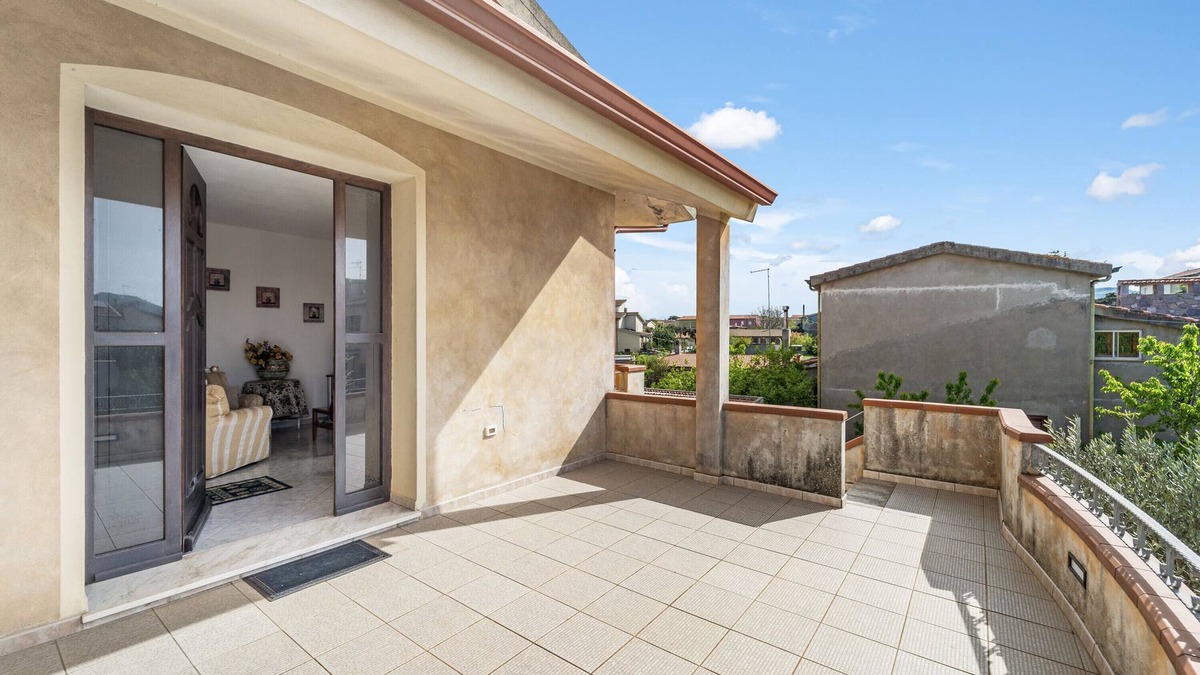Nuragus Apartment | Apartment 'Nel Cuore Dell'isola' with Private Terrace, Private Garden and Air Conditioning