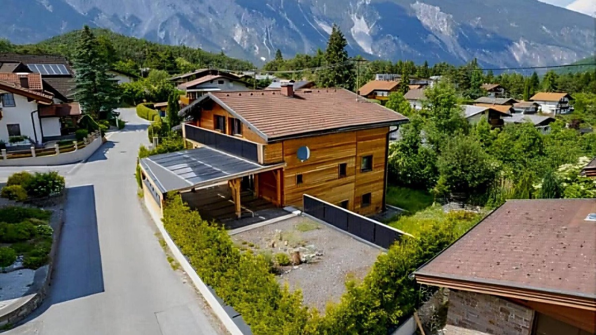 Sautens Apartment | Apartment 'Nicolle' with Mountain View, Private Terrace and Wi-Fi