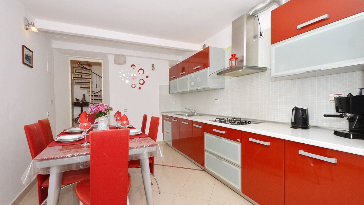 Trogir House | Apartment Nikolina house in center of the old town Trogir