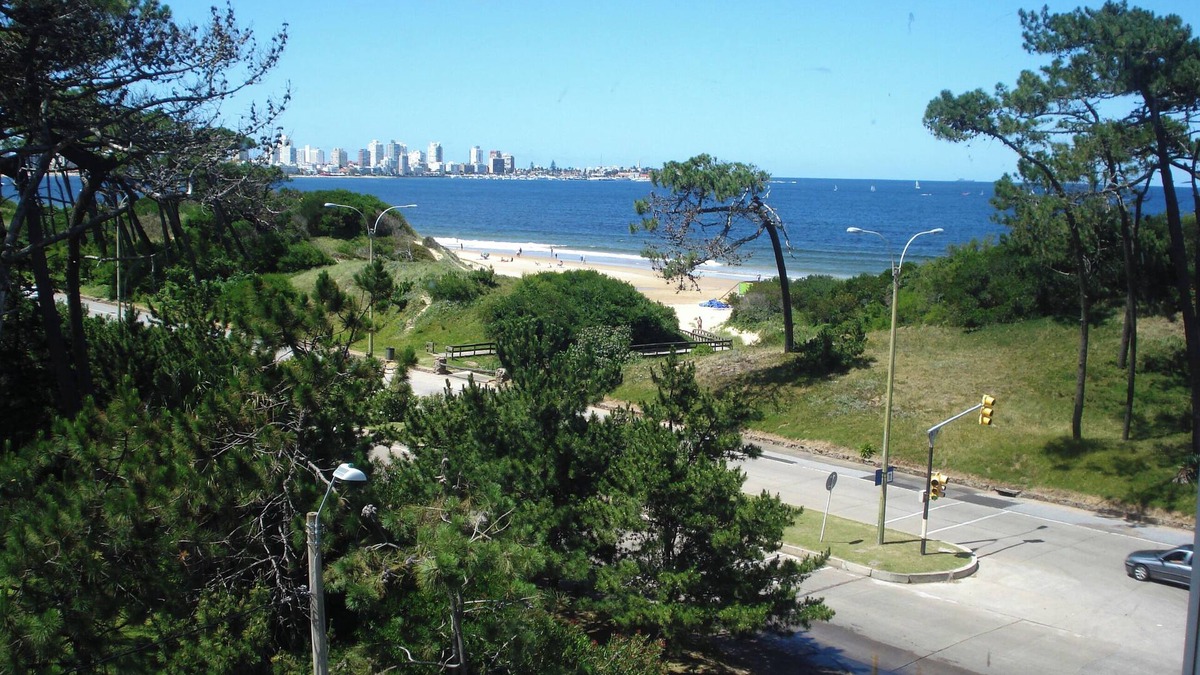 Cantegril Apartment | Apartment on the mansa beach in Punta del este