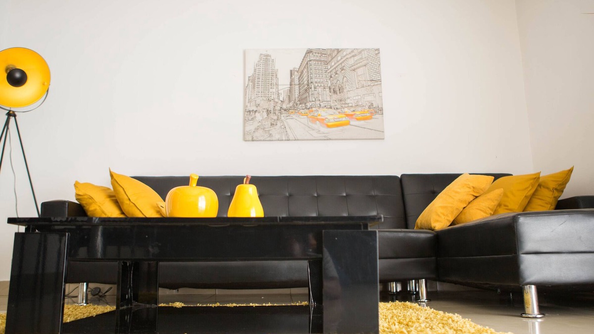 Yaounde Apartment | Apartment on the first floor, WIFI, air conditioned