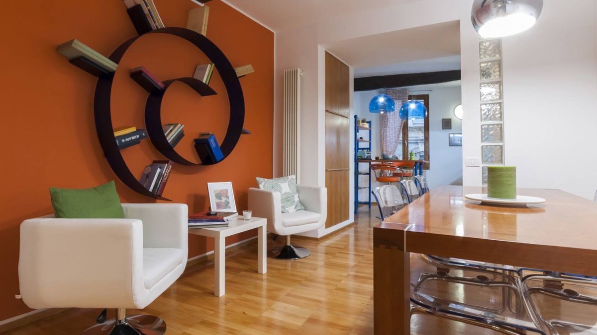 Sant' Ambrogio Apartment | Apartment on the first floor completely refurbished in a contemporary style.