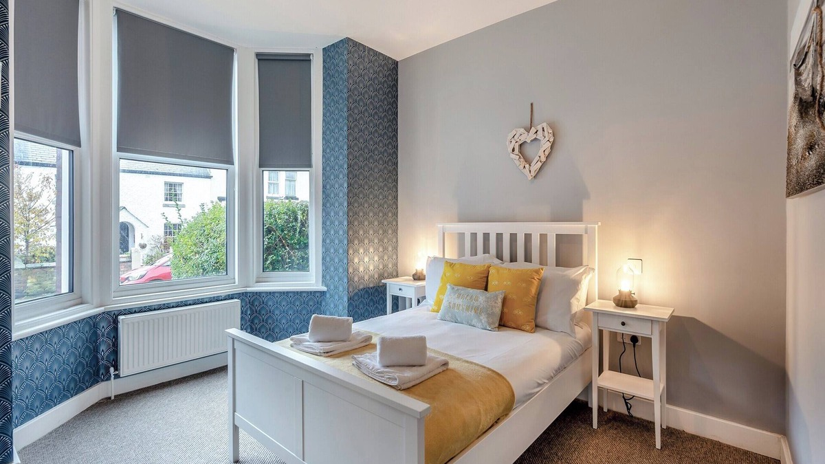 Southport Cottage | Apartment One - UK45352
