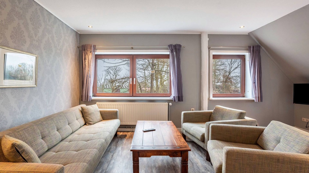Kronsgaard Apartment | Apartment 'Ostseeblick Fewo 3' with Balcony and Wi-Fi