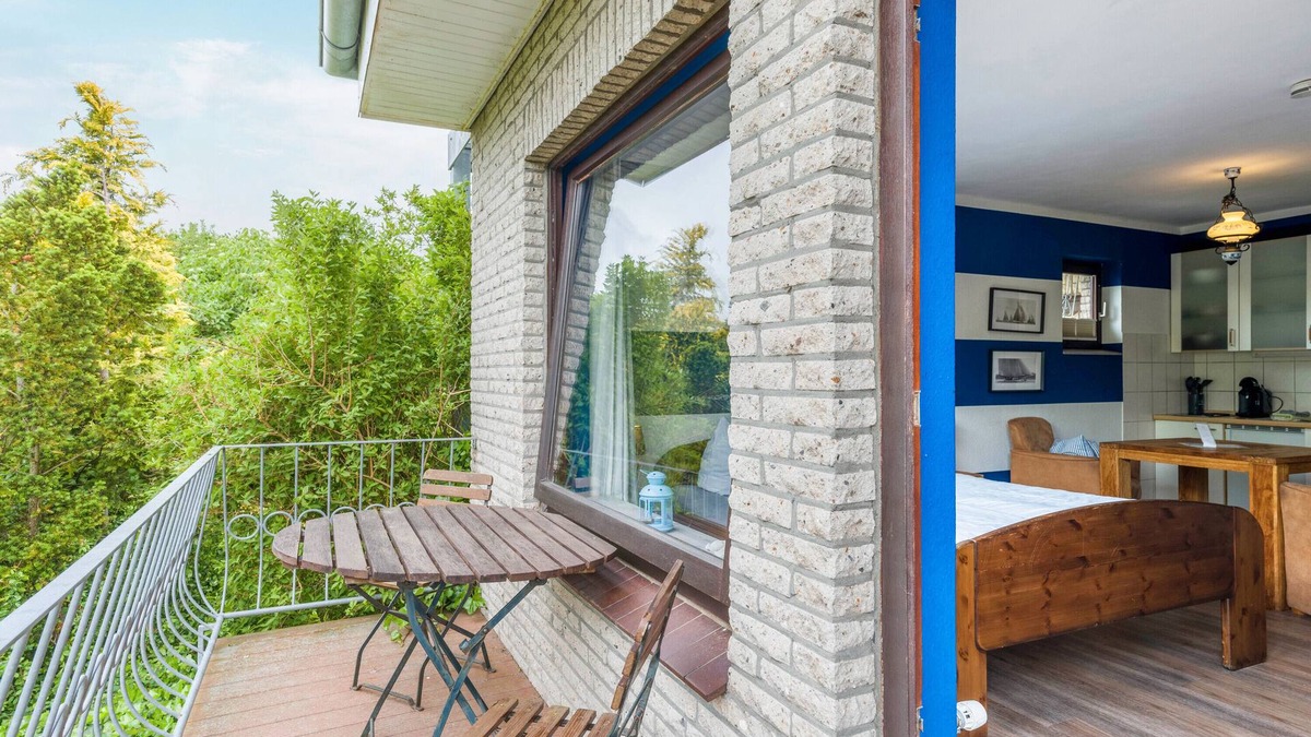 Kronsgaard Apartment | Apartment 'Ostseeblick Fewo 5' with Private Terrace and Wi-Fi