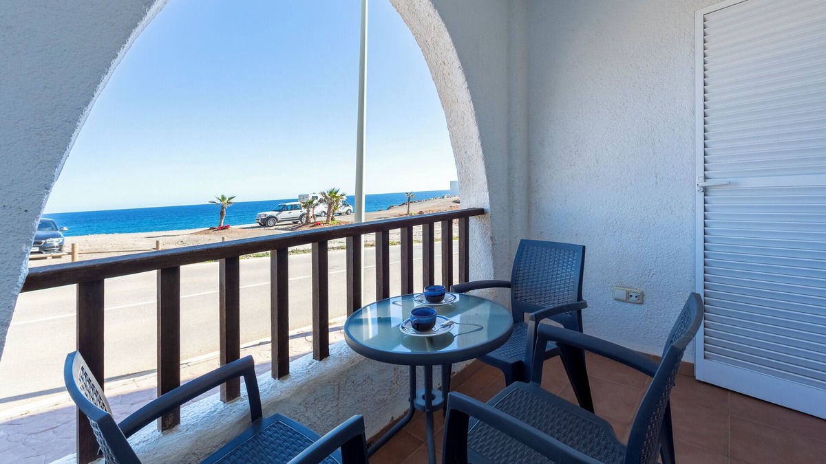 La Isleta del Moro Apartment | Apartment 'Paraiso Escondido, 1 Linea De Playa' with Sea View, Wi-Fi and Air Conditioning