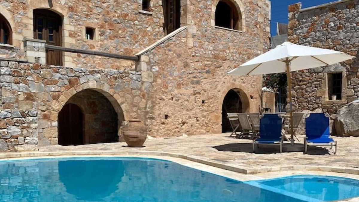 Kefalas Apartment | Apartment "Pali" in a traditional crete stone building