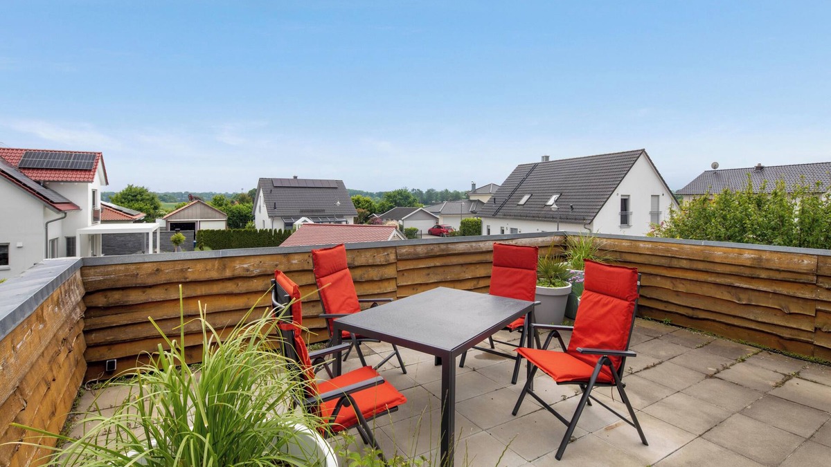 Leipheim Apartment | Apartment 'Panoramablick' with Private Terrace, Balcony and Wi-Fi