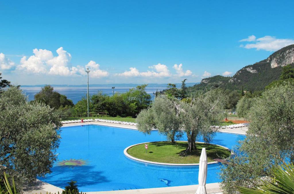 Corno Apartment | Apartment Parco del Garda-4 by Interhome