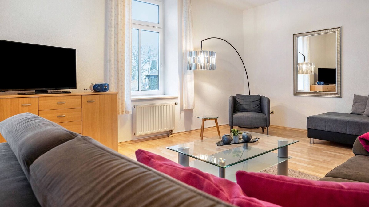 Muritz Apartment | Apartment 'Parkblick' with Shared Garden and Wi-Fi