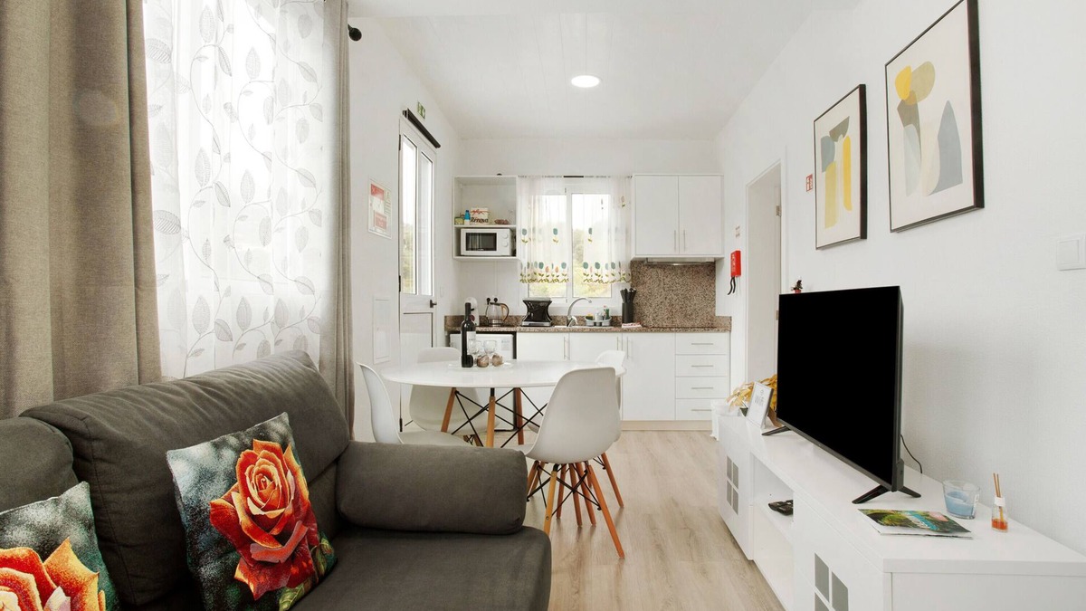 Porto Moniz Apartment | Apartment 'Pico Dos Anjos - Soulful Stays' with Mountain View, Private Terrace and Wi-Fi