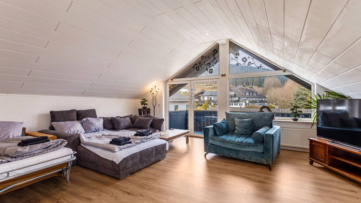 Willingen Apartment | Apartment 'Piste 2' with Shared Terrace, Balcony and Wi-Fi