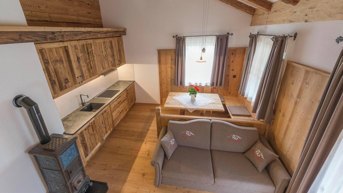 Sorafurcia Apartment | Apartment Piz da Peres - Piz da Peres with Mountain View, Pool, Sauna, Wi-Fi & Garden