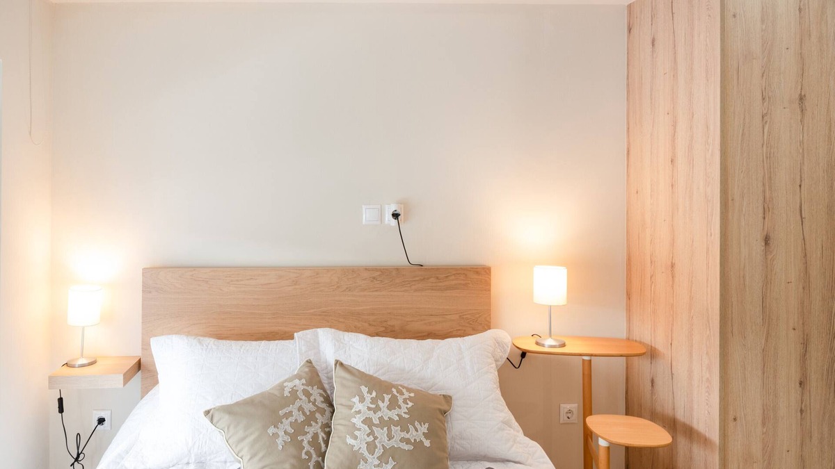 Piraeus Apartment | Apartment 'Praxitelous 141 City' with Wi-Fi and Air Conditioning
