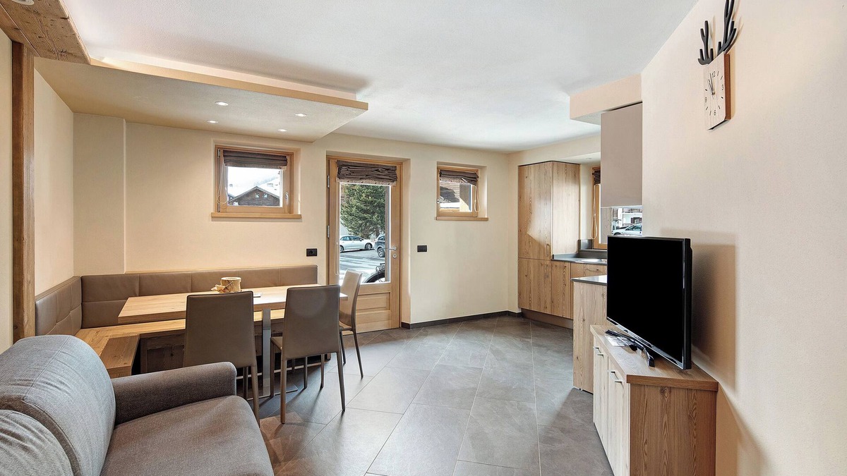 Livigno Apartment | Apartment Rasia Residence Relax Mountain with Mountain View, Wi-Fi & Garden