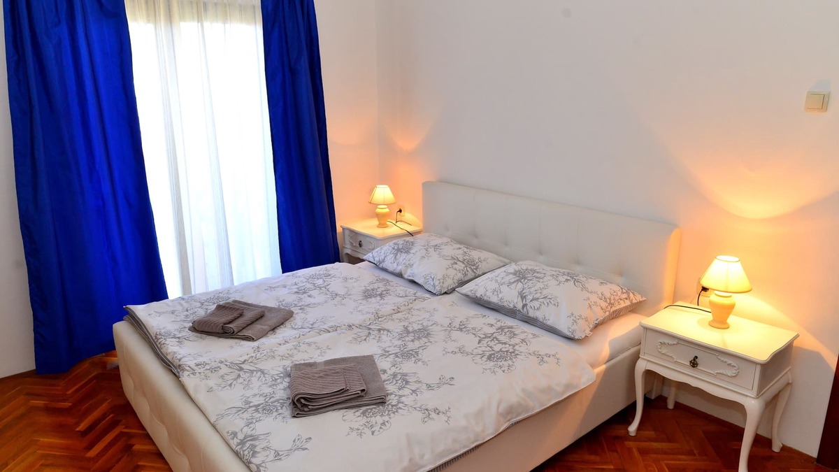 Milcetici Apartment | Apartment REA 4 + 2 * With balcony and sea view, air conditioning