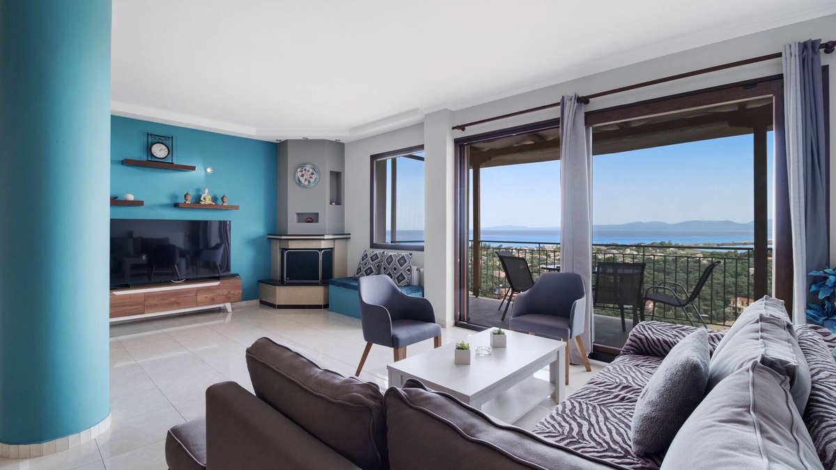 Frinion Apartment | Apartment 'Remvi House 1' with Sea View, Wi-Fi and Air Conditioning